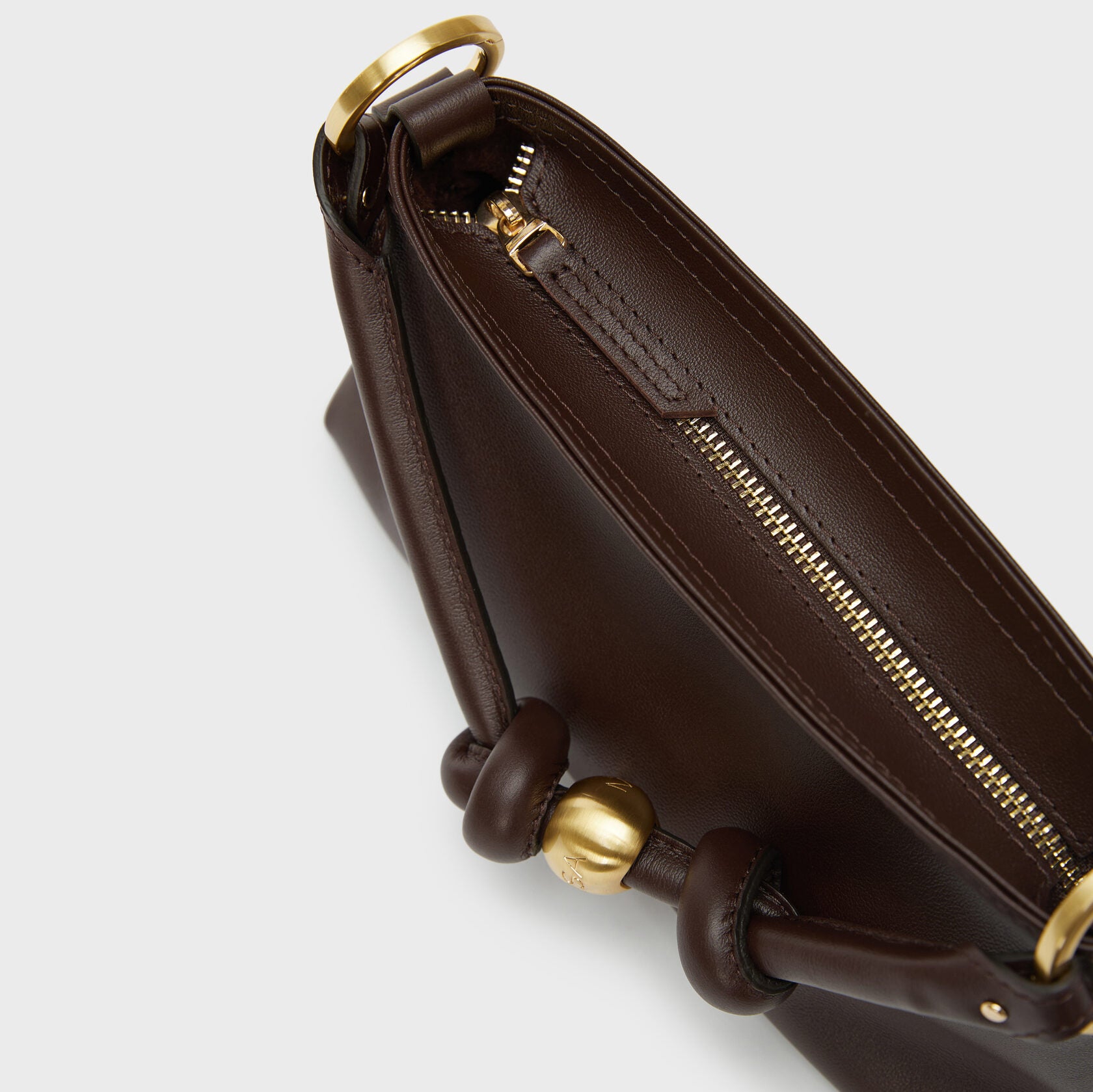 Cammy — Chocolate — photo 8