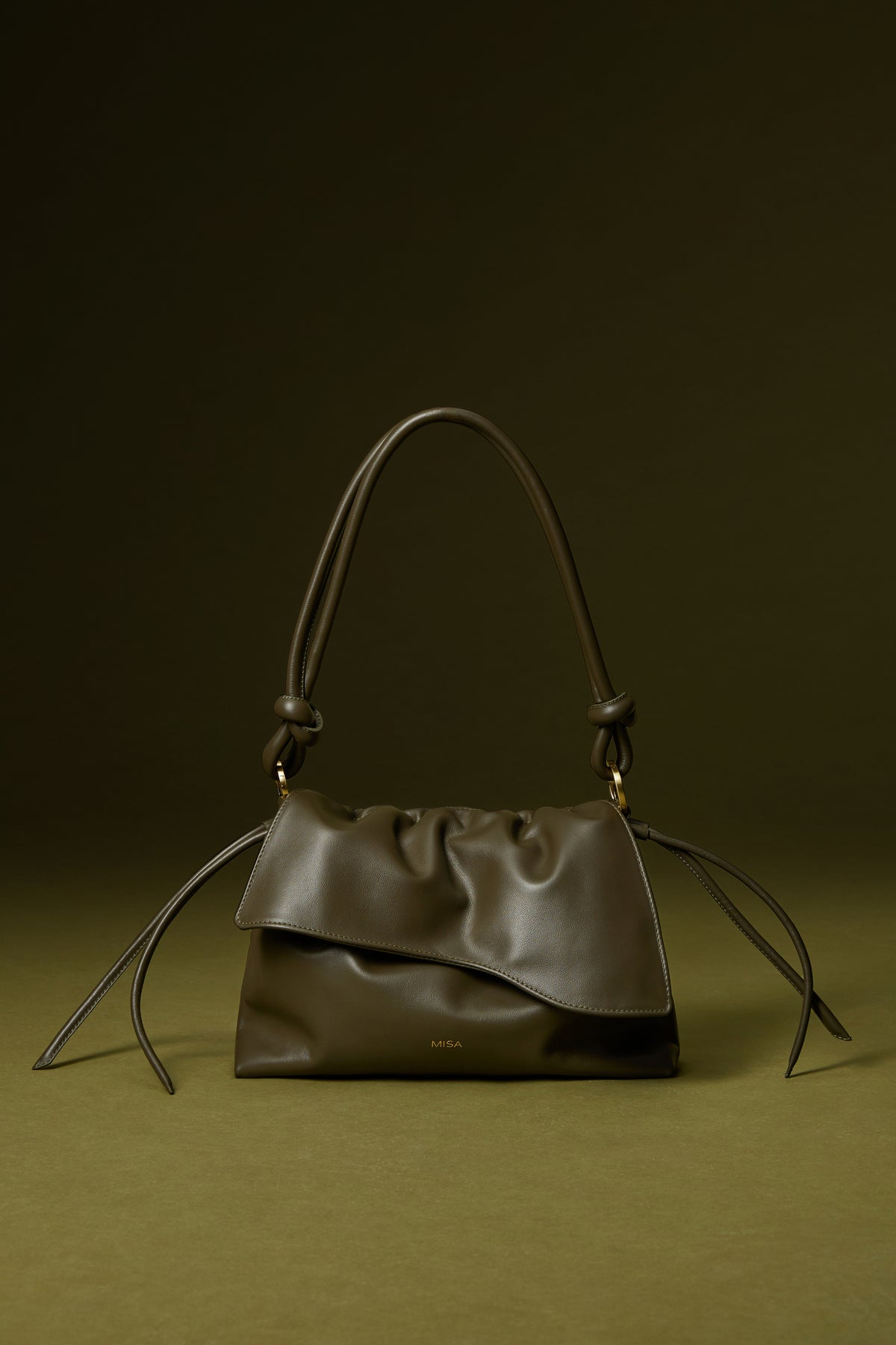Puffa in olive leather